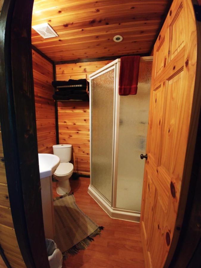 ホテル Bone Creek Wilderness Retreat ブルーリバー エクステリア 写真