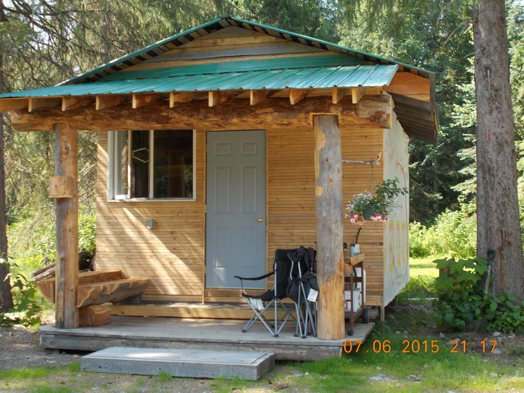 ホテル Bone Creek Wilderness Retreat ブルーリバー 部屋 写真