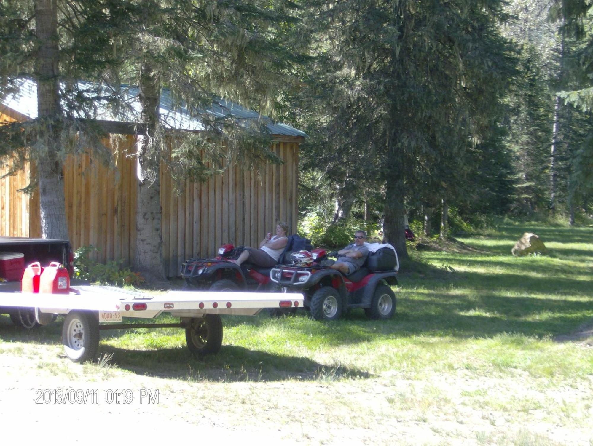 ホテル Bone Creek Wilderness Retreat ブルーリバー エクステリア 写真